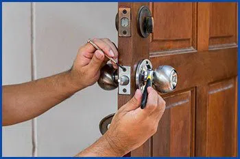 Blue Ash OH Locksmiths Store Blue Ash, OH 513-407-4631 Blue Ash OH Locksmiths Store Blue Ash, OH 513-407-4631 - 14-install-new-lock