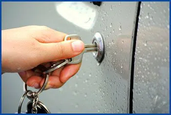 Blue Ash OH Locksmiths Store Blue Ash, OH 513-407-4631 - 18-car-unlock